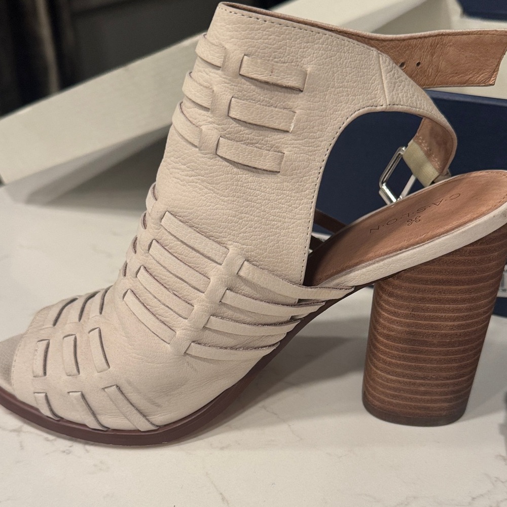 Calson Leather Open Toe Block Bone Booty Leather sz 9.5